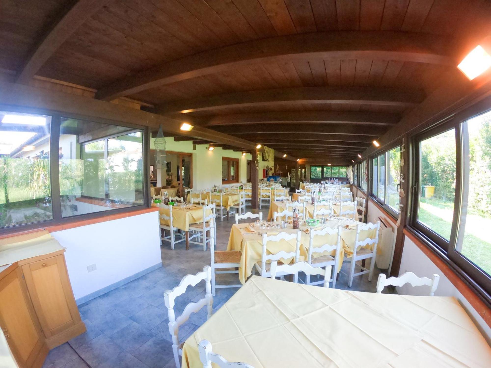 Hotel Santa Caterina Марина-ди-Кампо Экстерьер фото