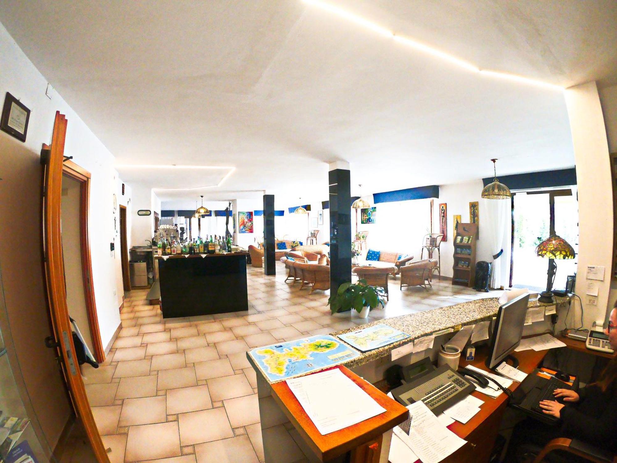 Hotel Santa Caterina Марина-ди-Кампо Экстерьер фото